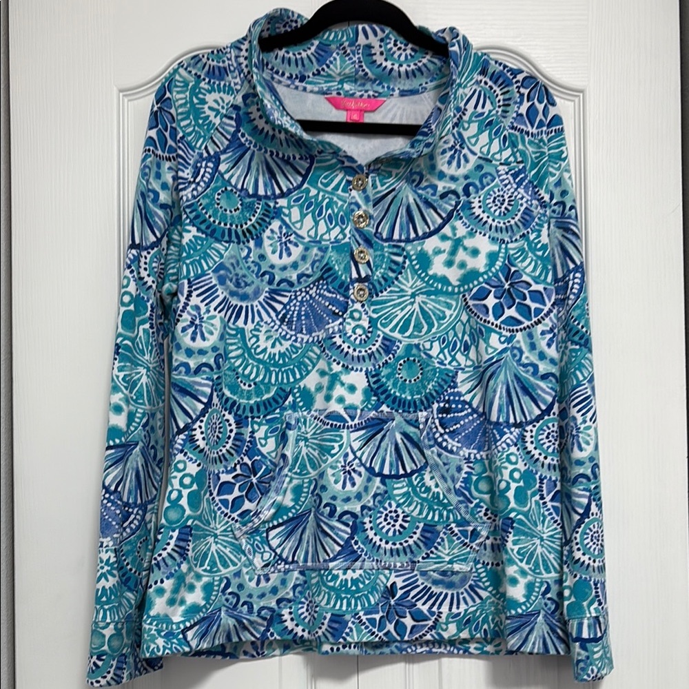 Lilly Pulitzer Blue & Teal Patterned Long-Sleeve Pullover - like new